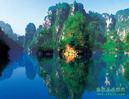 【長(zhǎng)沙往返線(xiàn)路4】張家界、天子山、黃龍洞、天門(mén)山、鳳凰古城五日游